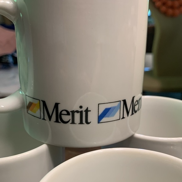 SET OF 4 70’s MERIT CIGARETTE BRAND COFFEE MUGS ADVERTISING TOBACCIANA - Picture 2 of 9